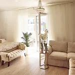 Apartment Golden Pearl *