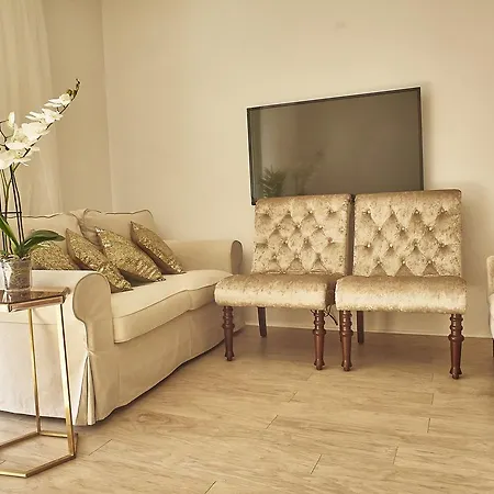 Apartment Golden Pearl *