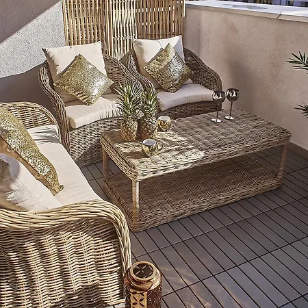 Golden Pearl Apartment